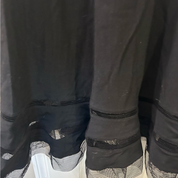 Tadashi Soji gorgeous black sleeveless dress size medium - Picture 4 of 10